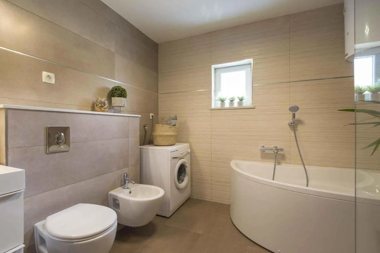Holiday Home In Becici 35609 Veligolji Hırvatistan